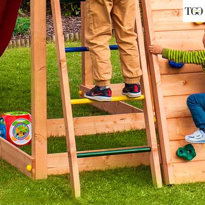 Scivolo e Altalena in legno Fungoo Carol 2 gioco in legno per giardino