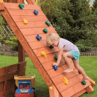 Gioco da giardino in legno Fungoo Climber con arrampicata, scivolo e altalene