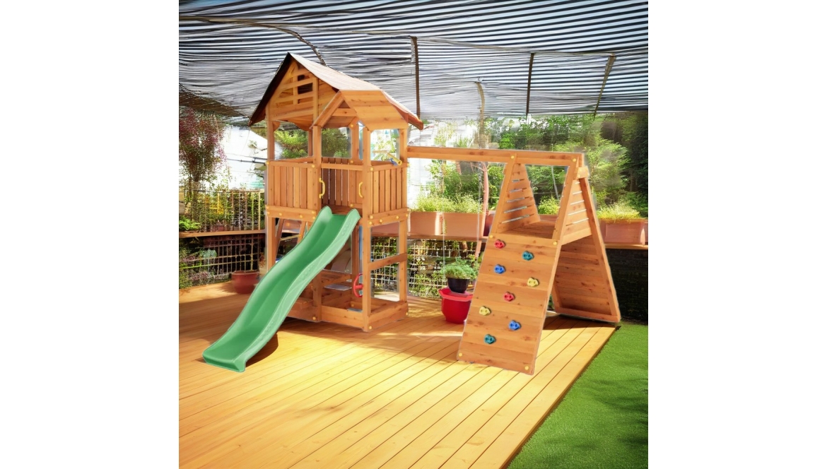 Parco giochi in legno per bambini: sicurezza e norme